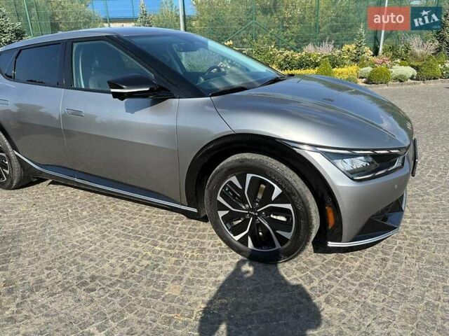 Серый Киа EV6, объемом двигателя 0 л и пробегом 47 тыс. км за 27999 $, фото 14 на Automoto.ua