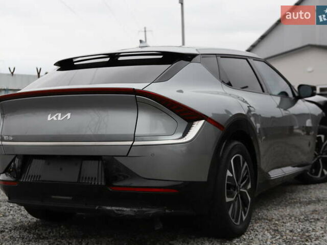 Сірий Кіа EV6, об'ємом двигуна 0 л та пробігом 67 тис. км за 15899 $, фото 8 на Automoto.ua