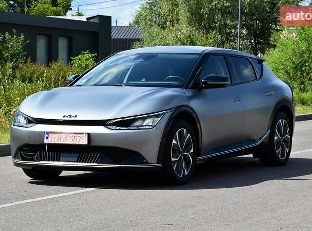 Серый Киа EV6, объемом двигателя 0 л и пробегом 164 тыс. км за 26800 $, фото 7 на Automoto.ua