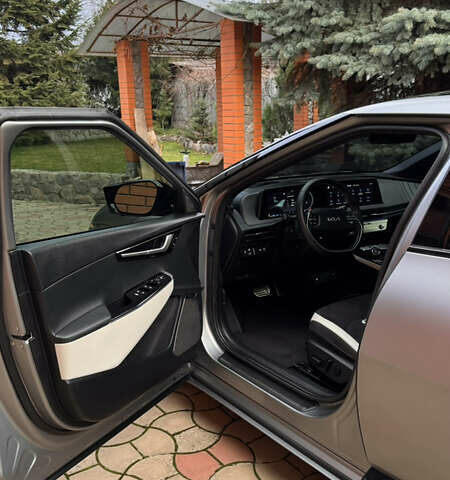 Серый Киа EV6, объемом двигателя 0 л и пробегом 23 тыс. км за 33000 $, фото 27 на Automoto.ua