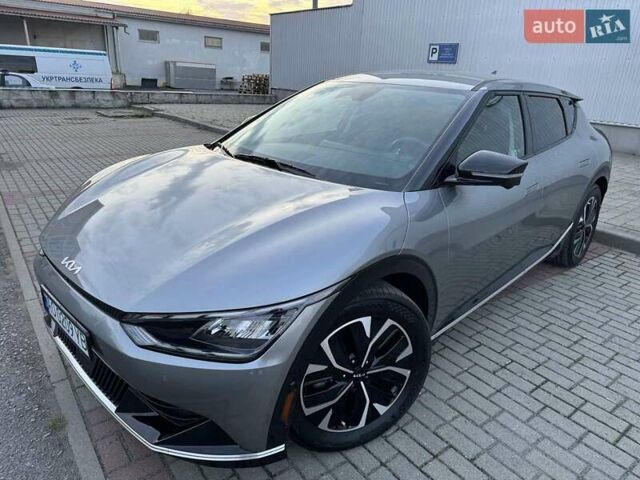 Сірий Кіа EV6, об'ємом двигуна 0 л та пробігом 18 тис. км за 31500 $, фото 19 на Automoto.ua