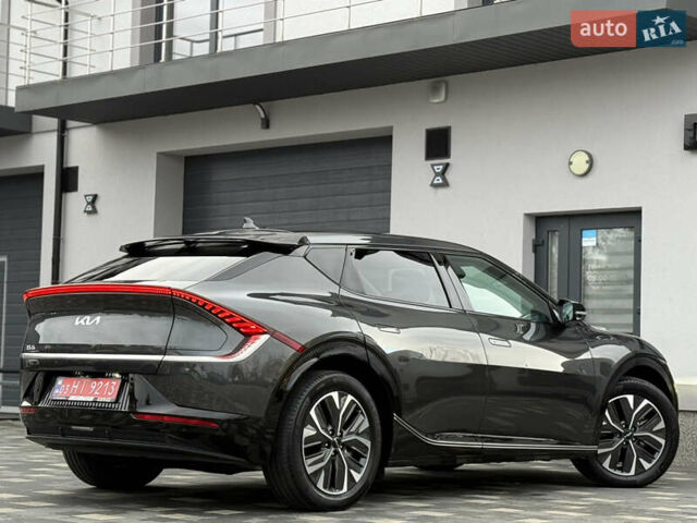 Серый Киа EV6, объемом двигателя 0 л и пробегом 47 тыс. км за 26900 $, фото 37 на Automoto.ua