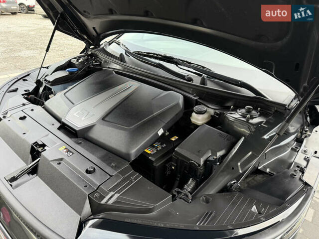 Серый Киа EV6, объемом двигателя 0 л и пробегом 47 тыс. км за 26900 $, фото 96 на Automoto.ua
