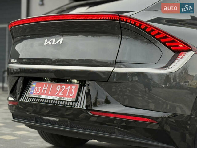 Серый Киа EV6, объемом двигателя 0 л и пробегом 47 тыс. км за 26900 $, фото 48 на Automoto.ua