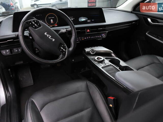 Сірий Кіа EV6, об'ємом двигуна 0 л та пробігом 310 тис. км за 16899 $, фото 36 на Automoto.ua