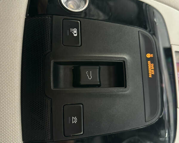 Серый Киа EV6, объемом двигателя 0 л и пробегом 23 тыс. км за 26999 $, фото 40 на Automoto.ua