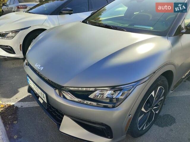 Серый Киа EV6, объемом двигателя 0 л и пробегом 3 тыс. км за 29903 $, фото 1 на Automoto.ua