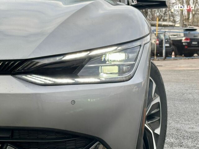 Сірий Кіа EV6, об'ємом двигуна 0 л та пробігом 31 тис. км за 24900 $, фото 7 на Automoto.ua