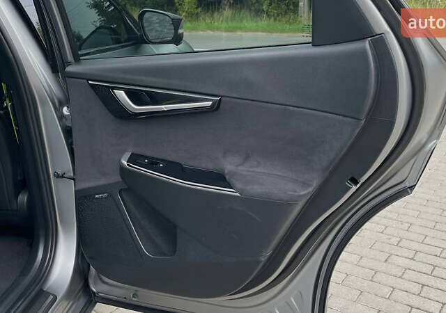 Сірий Кіа EV6, об'ємом двигуна 0 л та пробігом 19 тис. км за 27800 $, фото 68 на Automoto.ua