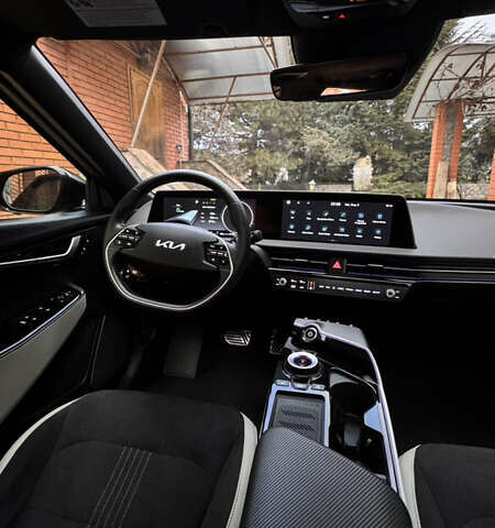 Серый Киа EV6, объемом двигателя 0 л и пробегом 23 тыс. км за 33000 $, фото 23 на Automoto.ua