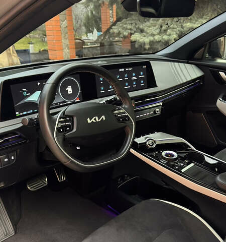 Серый Киа EV6, объемом двигателя 0 л и пробегом 23 тыс. км за 33000 $, фото 26 на Automoto.ua