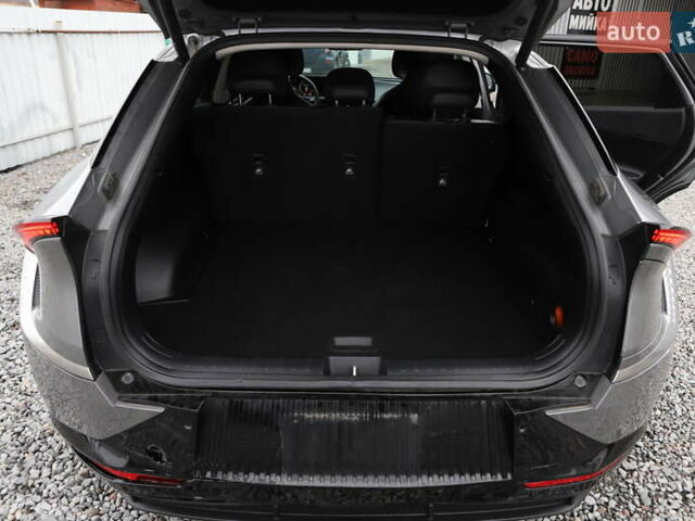 Сірий Кіа EV6, об'ємом двигуна 0 л та пробігом 310 тис. км за 16899 $, фото 39 на Automoto.ua