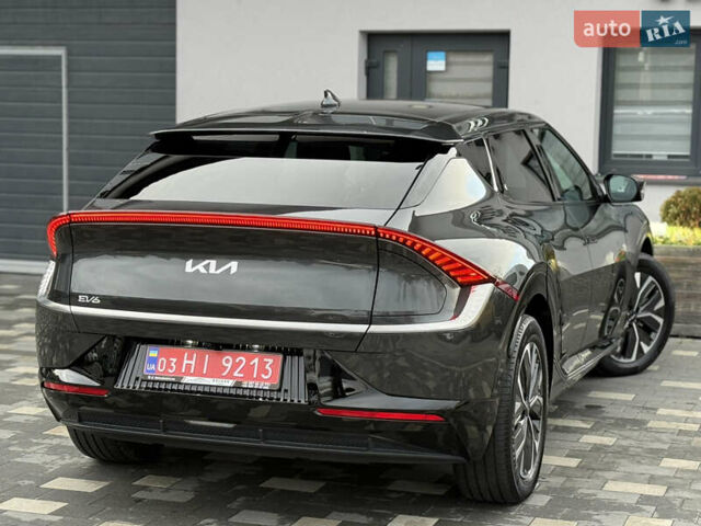 Серый Киа EV6, объемом двигателя 0 л и пробегом 47 тыс. км за 26900 $, фото 31 на Automoto.ua