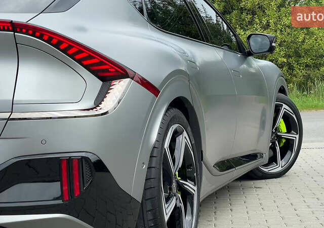 Сірий Кіа EV6, об'ємом двигуна 0 л та пробігом 19 тис. км за 27800 $, фото 42 на Automoto.ua