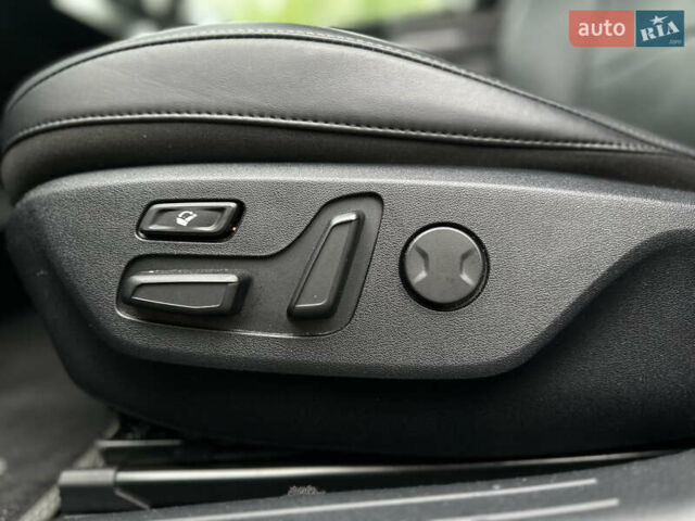 Серый Киа EV6, объемом двигателя 0 л и пробегом 23 тыс. км за 26999 $, фото 25 на Automoto.ua