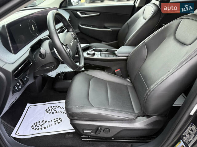 Серый Киа EV6, объемом двигателя 0 л и пробегом 47 тыс. км за 26900 $, фото 57 на Automoto.ua