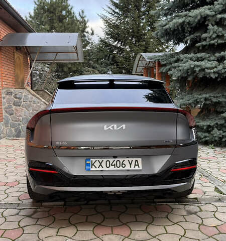 Серый Киа EV6, объемом двигателя 0 л и пробегом 23 тыс. км за 33000 $, фото 8 на Automoto.ua