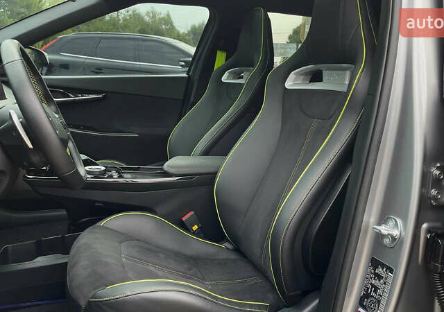 Сірий Кіа EV6, об'ємом двигуна 0 л та пробігом 19 тис. км за 27800 $, фото 62 на Automoto.ua