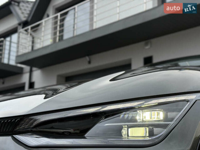 Серый Киа EV6, объемом двигателя 0 л и пробегом 47 тыс. км за 26900 $, фото 21 на Automoto.ua