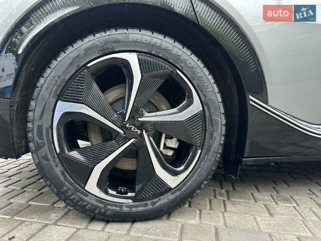 Серый Киа EV6, объемом двигателя 0 л и пробегом 23 тыс. км за 26999 $, фото 16 на Automoto.ua