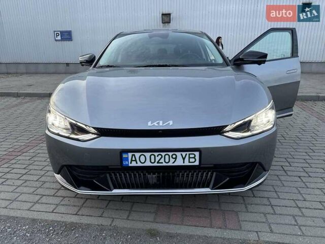 Серый Киа EV6, объемом двигателя 0 л и пробегом 14 тыс. км за 35000 $, фото 21 на Automoto.ua