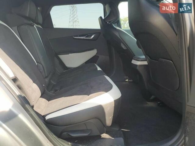 Серый Киа EV6, объемом двигателя 0 л и пробегом 59 тыс. км за 9200 $, фото 10 на Automoto.ua