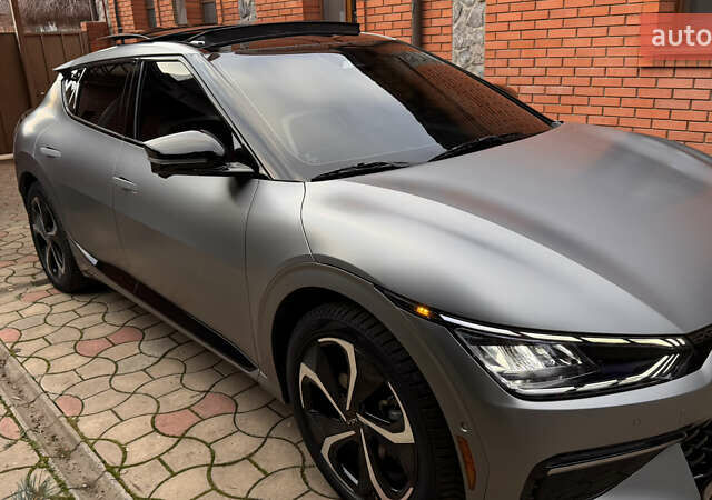 Серый Киа EV6, объемом двигателя 0 л и пробегом 23 тыс. км за 33000 $, фото 6 на Automoto.ua