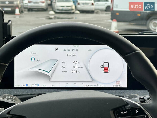 Сірий Кіа EV6, об'ємом двигуна 0 л та пробігом 31 тис. км за 24900 $, фото 13 на Automoto.ua