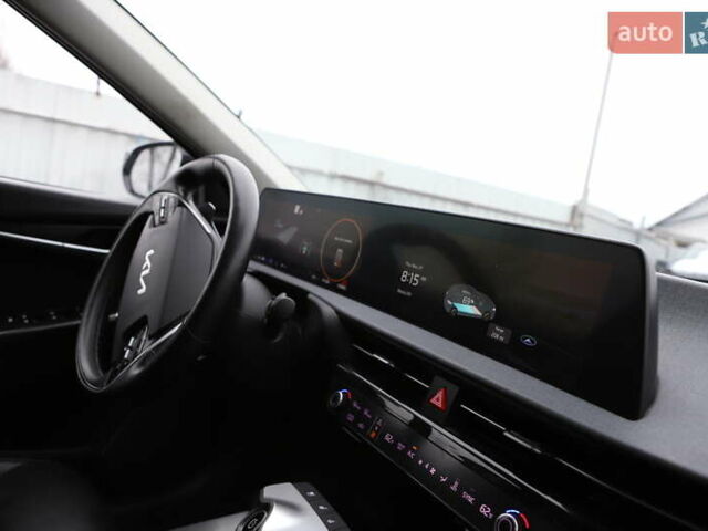 Сірий Кіа EV6, об'ємом двигуна 0 л та пробігом 310 тис. км за 16899 $, фото 27 на Automoto.ua