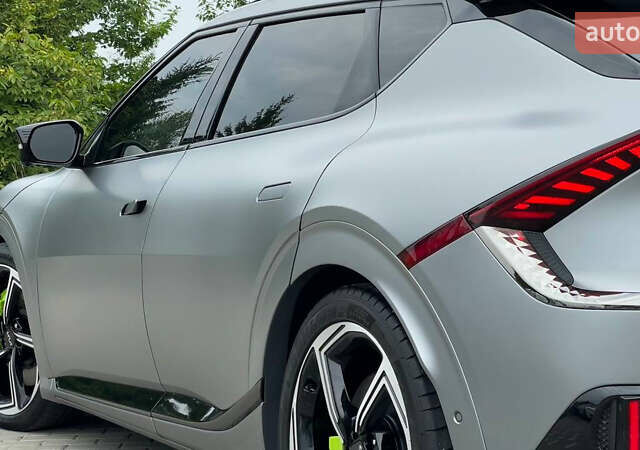 Сірий Кіа EV6, об'ємом двигуна 0 л та пробігом 19 тис. км за 27800 $, фото 50 на Automoto.ua