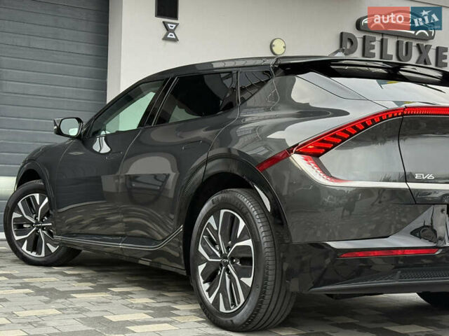 Серый Киа EV6, объемом двигателя 0 л и пробегом 47 тыс. км за 26900 $, фото 42 на Automoto.ua