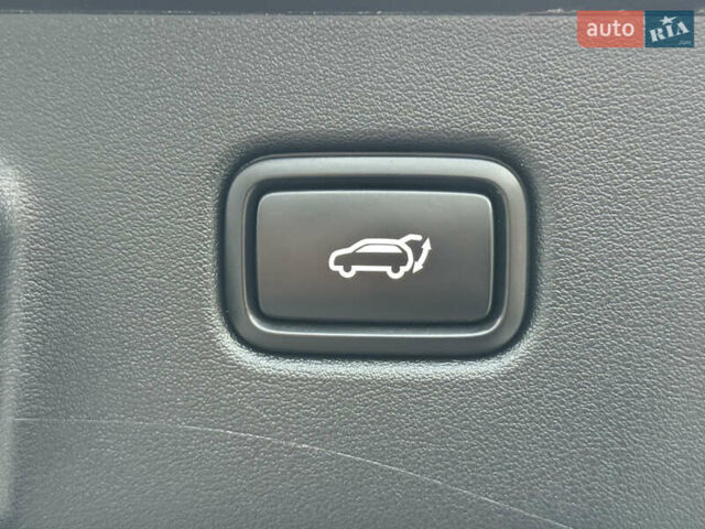 Серый Киа EV6, объемом двигателя 0 л и пробегом 47 тыс. км за 26900 $, фото 95 на Automoto.ua