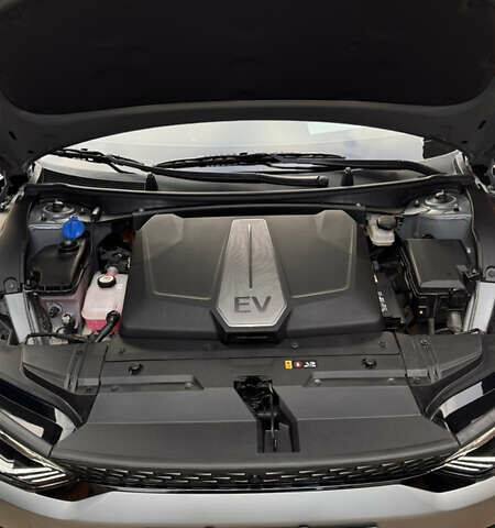 Серый Киа EV6, объемом двигателя 0 л и пробегом 23 тыс. км за 33000 $, фото 14 на Automoto.ua