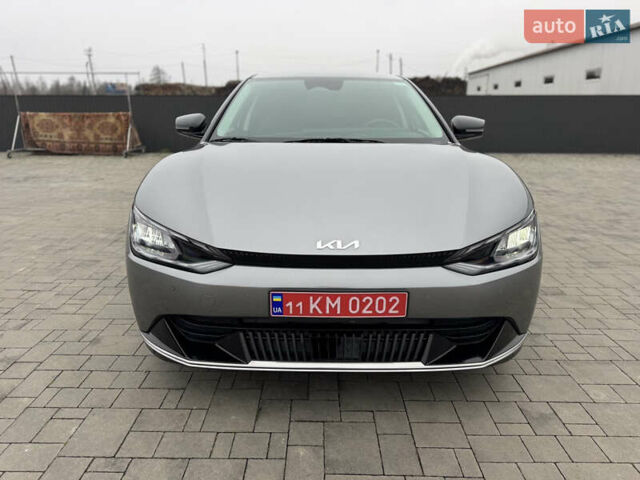 Сірий Кіа EV6, об'ємом двигуна 0 л та пробігом 98 тис. км за 23500 $, фото 7 на Automoto.ua
