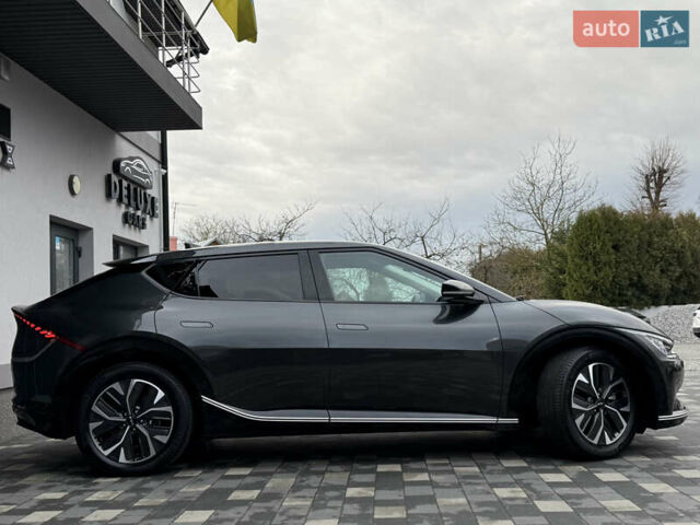 Серый Киа EV6, объемом двигателя 0 л и пробегом 47 тыс. км за 26900 $, фото 9 на Automoto.ua