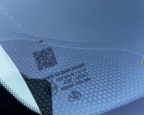 Серый Киа EV6, объемом двигателя 0 л и пробегом 53 тыс. км за 28700 $, фото 29 на Automoto.ua