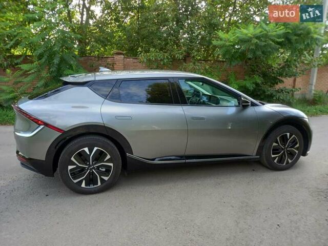 Серый Киа EV6, объемом двигателя 0 л и пробегом 5 тыс. км за 24600 $, фото 16 на Automoto.ua