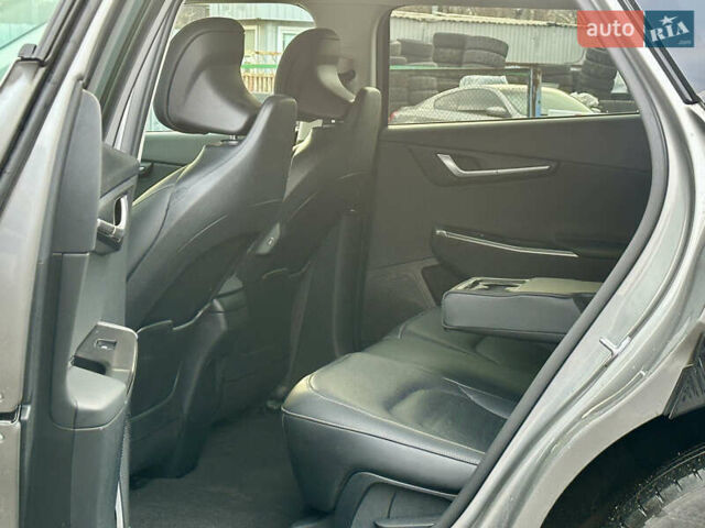 Сірий Кіа EV6, об'ємом двигуна 0 л та пробігом 31 тис. км за 24900 $, фото 19 на Automoto.ua