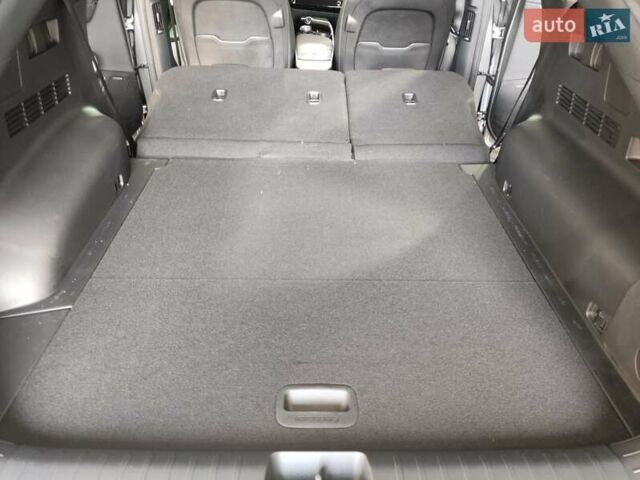 Серый Киа EV6, объемом двигателя 0 л и пробегом 3 тыс. км за 29903 $, фото 27 на Automoto.ua