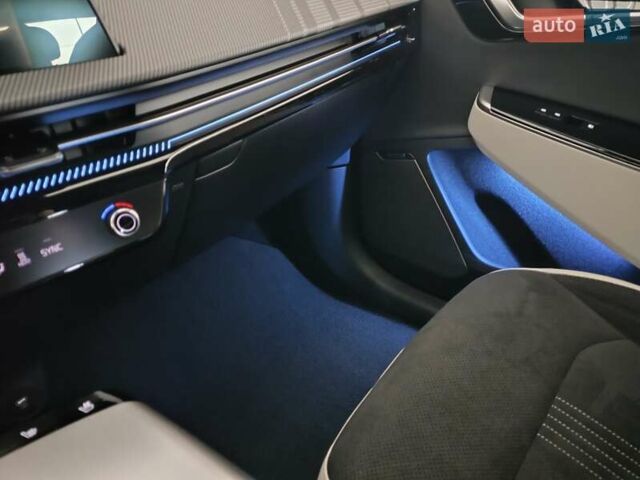 Серый Киа EV6, объемом двигателя 0 л и пробегом 3 тыс. км за 29903 $, фото 31 на Automoto.ua