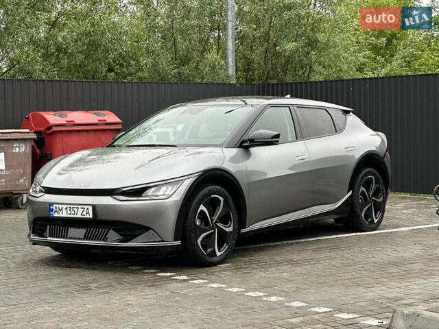 Серый Киа EV6, объемом двигателя 0 л и пробегом 23 тыс. км за 26999 $, фото 7 на Automoto.ua