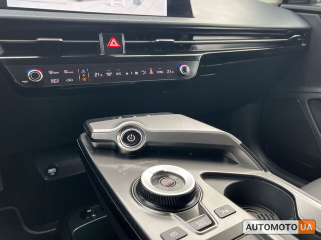 Серый Киа EV6, объемом двигателя 58 л и пробегом 45 тыс. км за 26000 $, фото 11 на Automoto.ua
