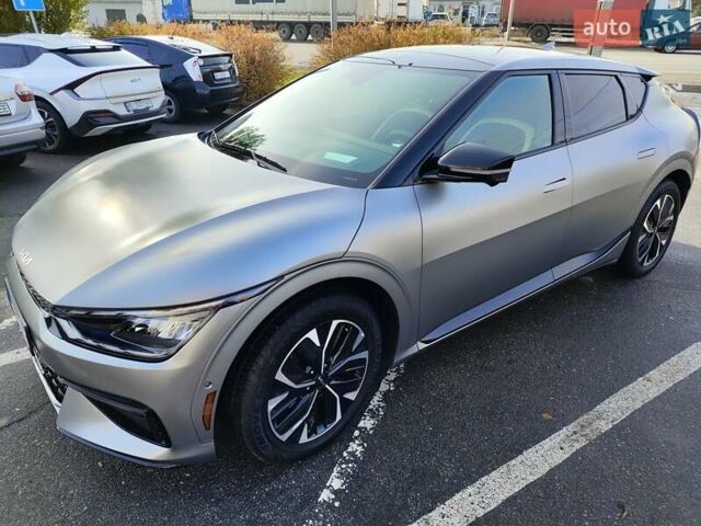Серый Киа EV6, объемом двигателя 0 л и пробегом 3 тыс. км за 29903 $, фото 5 на Automoto.ua