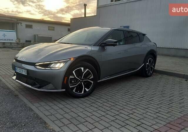 Сірий Кіа EV6, об'ємом двигуна 0 л та пробігом 18 тис. км за 31500 $, фото 28 на Automoto.ua