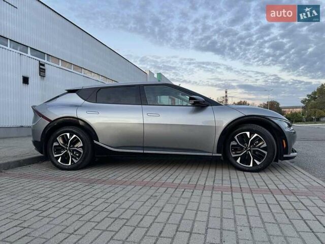 Сірий Кіа EV6, об'ємом двигуна 0 л та пробігом 18 тис. км за 31500 $, фото 23 на Automoto.ua