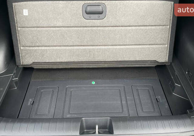 Сірий Кіа EV6, об'ємом двигуна 0 л та пробігом 19 тис. км за 27800 $, фото 53 на Automoto.ua