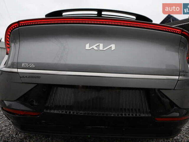 Сірий Кіа EV6, об'ємом двигуна 0 л та пробігом 310 тис. км за 16899 $, фото 14 на Automoto.ua