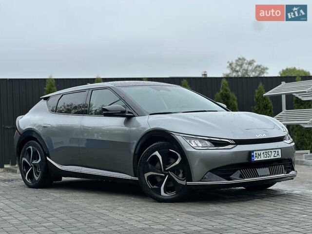 Серый Киа EV6, объемом двигателя 0 л и пробегом 23 тыс. км за 26999 $, фото 1 на Automoto.ua