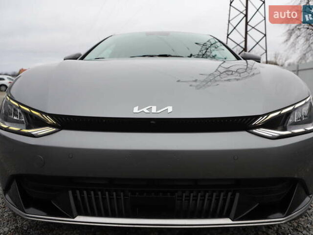 Сірий Кіа EV6, об'ємом двигуна 0 л та пробігом 310 тис. км за 16899 $, фото 4 на Automoto.ua