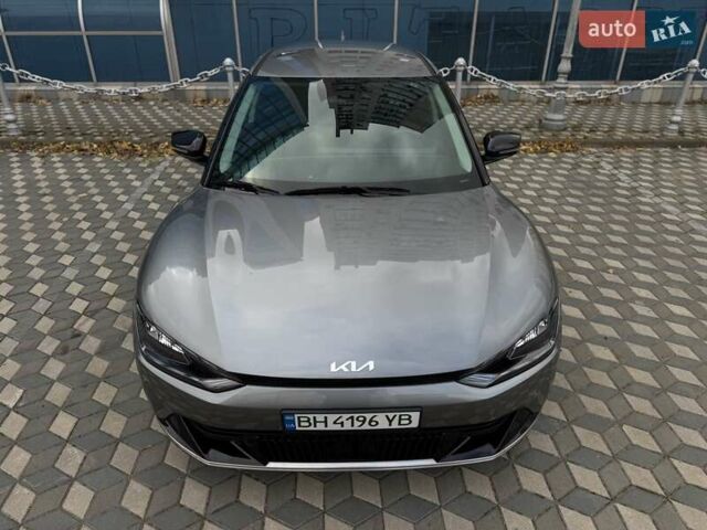 Сірий Кіа EV6, об'ємом двигуна 0 л та пробігом 43 тис. км за 26500 $, фото 3 на Automoto.ua